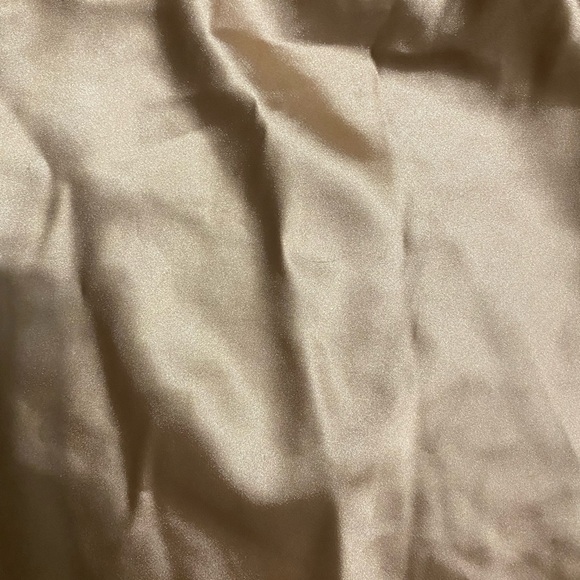 Gold satin midi skirt - Picture 3 of 3